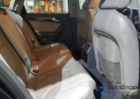 2013 Audi A4 Premium Plus z USA, uszkodzony, nr VIN WAUFFAFL4DA174652